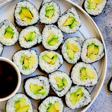 Takuan Avocado Roll (8 Pcs.)