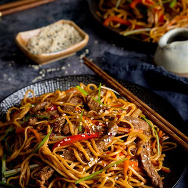 Teriyaki Soslu Sebzeli Noodle