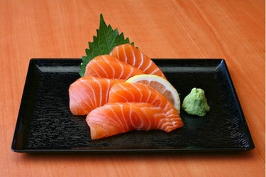 Sake Nigiri (2 Pcs.)